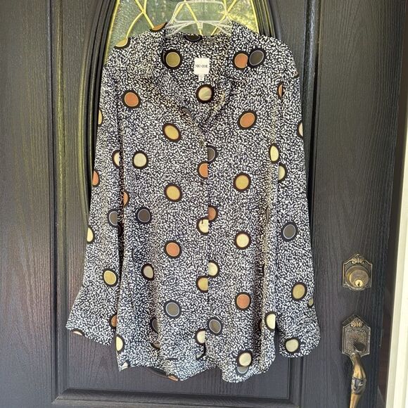 NIC+ZOE Button Down Shirt - Black and Orange Polka Dots - Picture 3 of 10